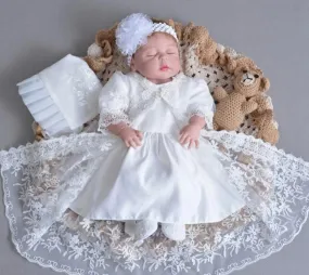 ---Shop online outlet baby and girl dresses for baptism made in satin and tulle with hat--