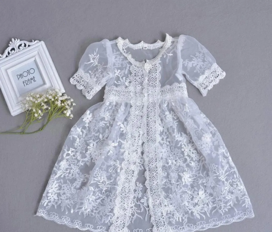 ---Shop online outlet baby and girl dresses for baptism made in satin and tulle with hat--