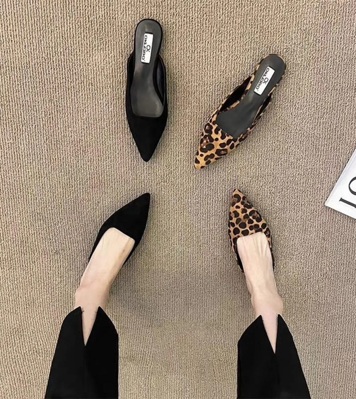 Pantofole da donna Punta a punta Design leopardato Slip basso su tacchi bassi sottili Design floccato nero Mocassini casual con